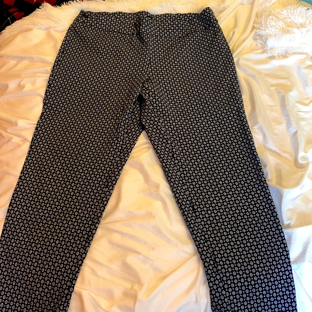Counterparts brand black/white size 20w